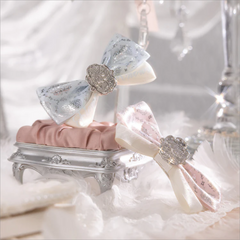 Flower Knows Swan Ballet Hair Clip