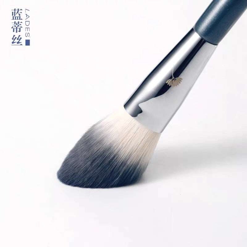 Ramadan Radiance Sale-Landis blush brush